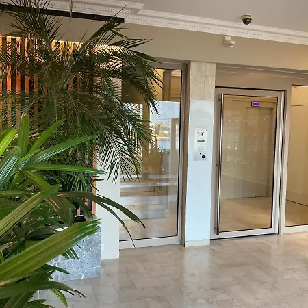 Somptueux Face A La Mer Apartment Toulon
