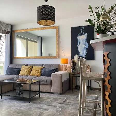 Somptueux Face A La Mer Apartment *